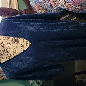 WE THE FREE LONG VELOUR TOP SZ S